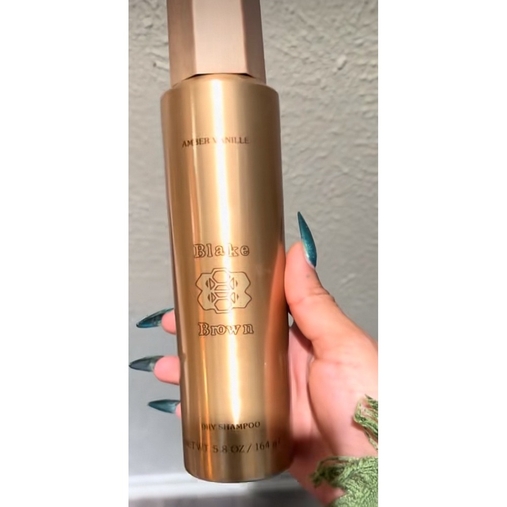 Blake Brown Amber Vanille Dry Shampoo 5.8 oz‎ 164 g Gold Canister Hair Care
